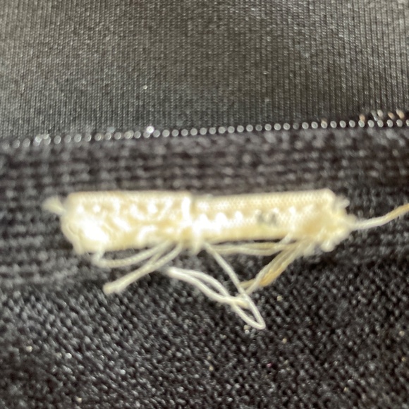 Vinage Zipper Collar Black Metallic Sweater - Picture 6 of 9